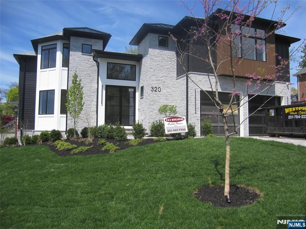 29 Hillcrest Road, Glen Ridge, NJ, 07028