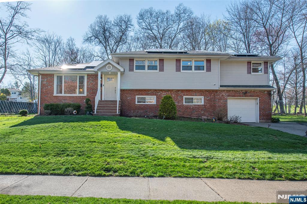 27 Viewpoint Road - Photo 1