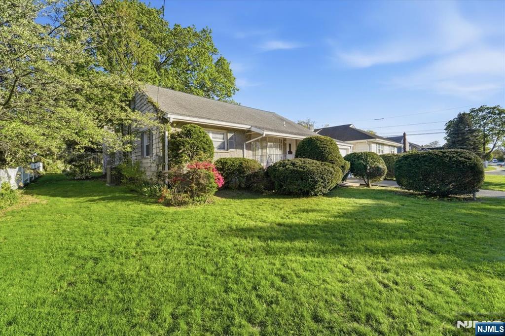 45 Urma Avenue - Photo 1