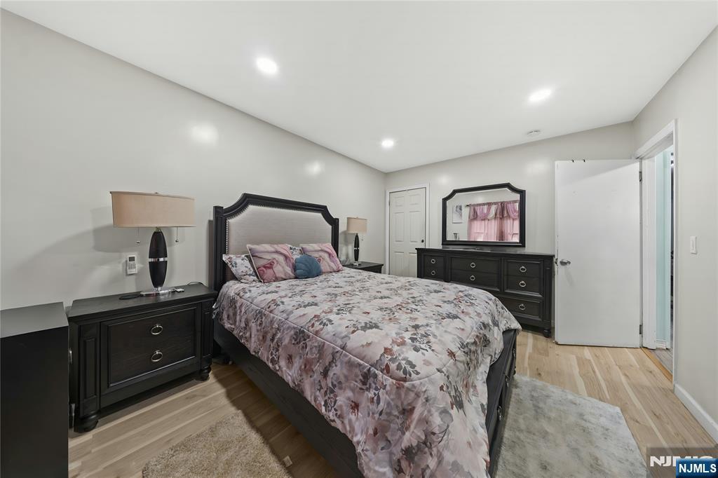 1046-1048 26th Street