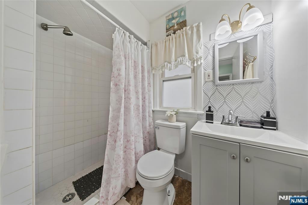 1046-1048 26th Street