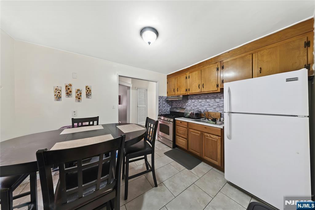 1046-1048 26th Street