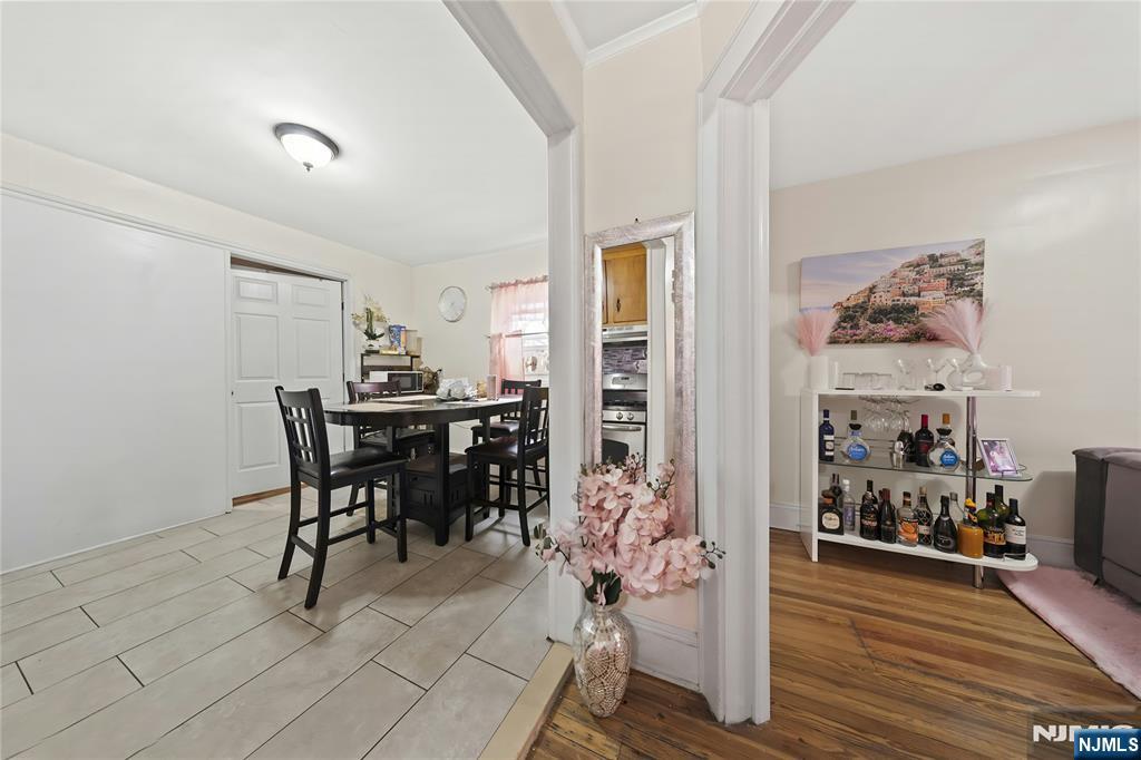 1046-1048 26th Street