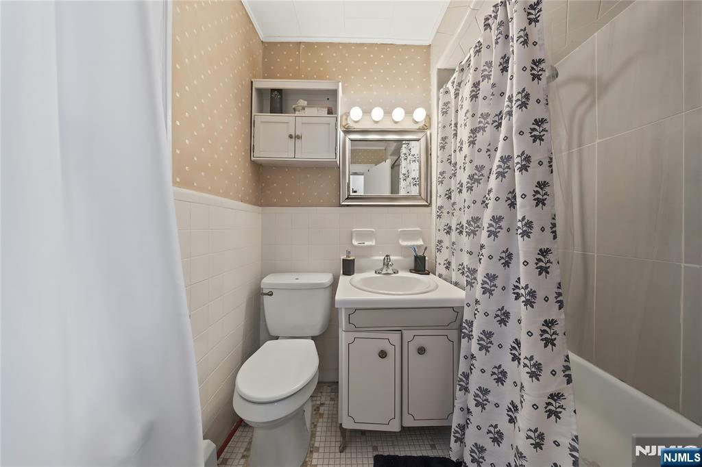 1046-1048 26th Street