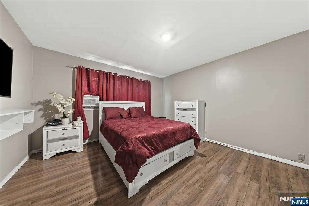 1046-1048 26th Street