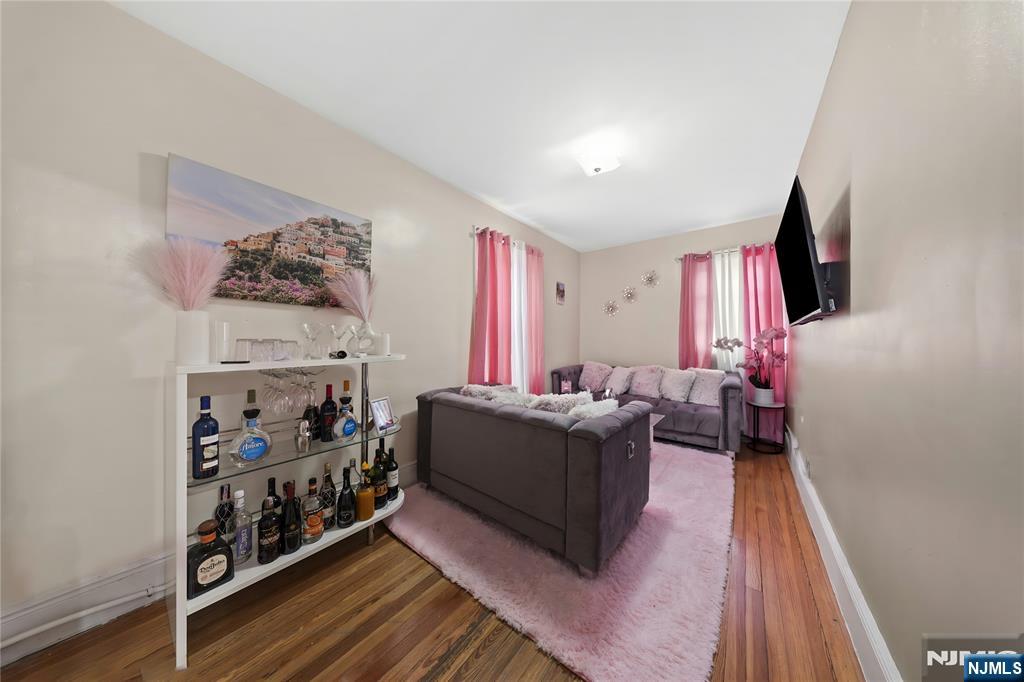 1046-1048 26th Street