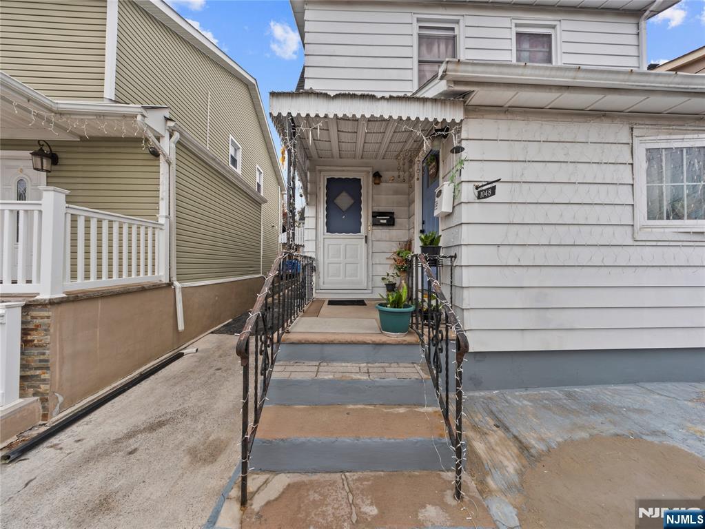 1046-1048 26th Street - Photo 5