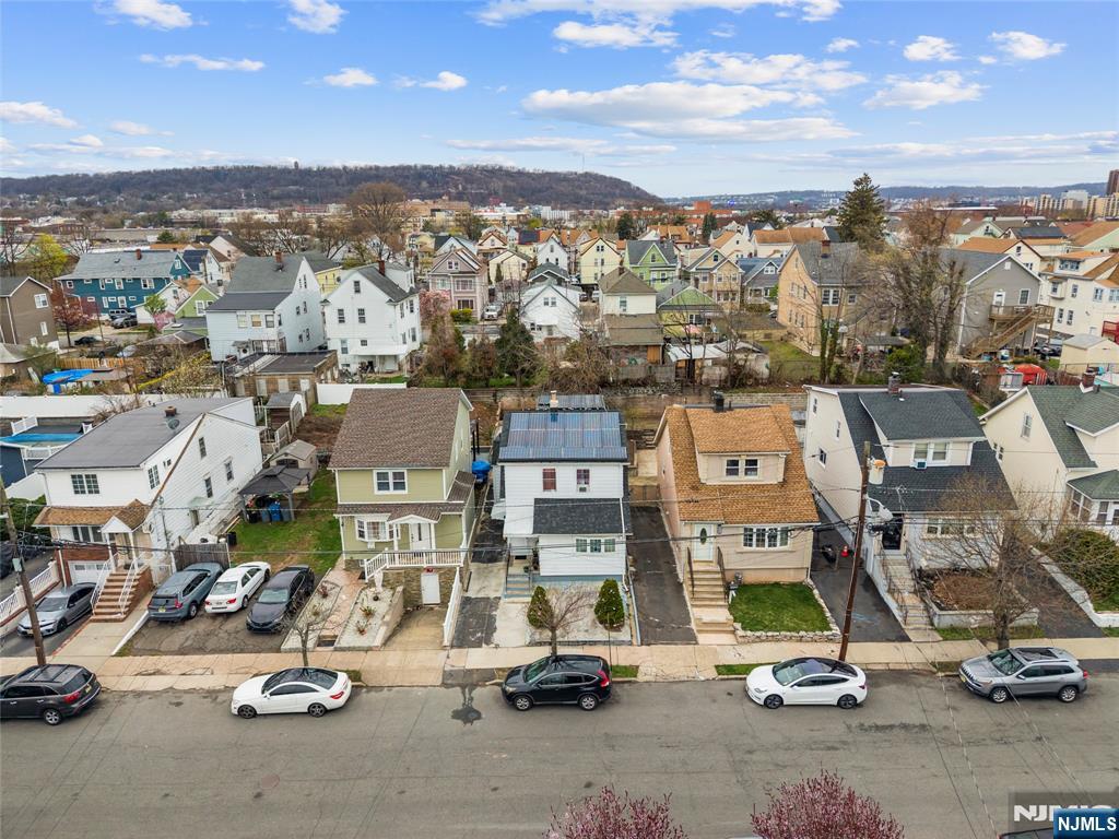 1046-1048 26th Street