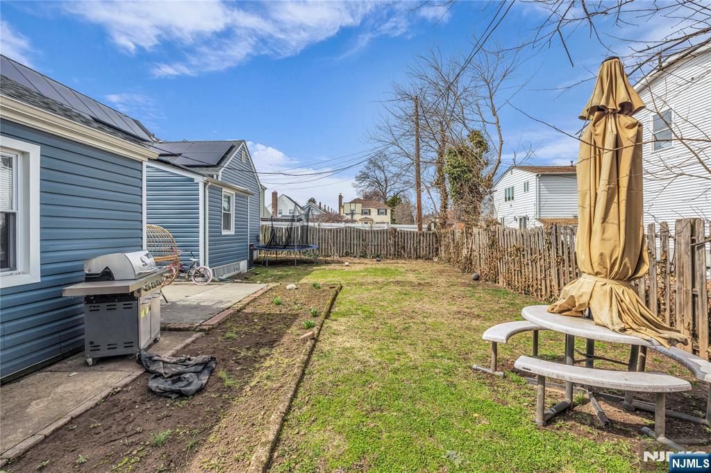 1875 Pilgrim Way