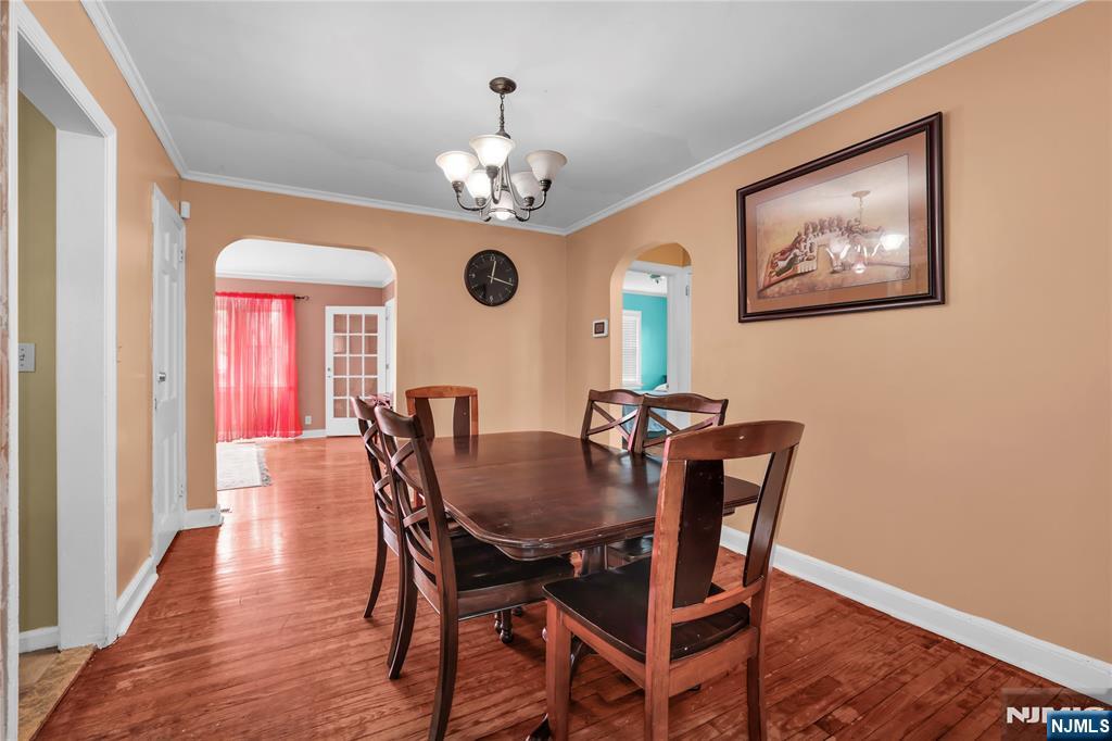 1875 Pilgrim Way