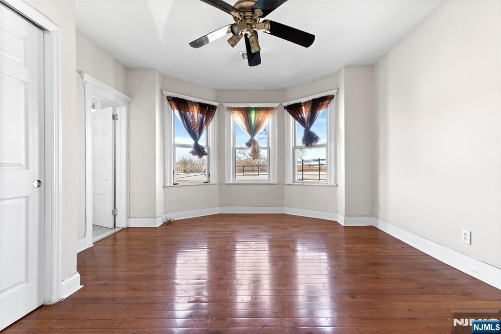 96 11th Avenue - Photo 3