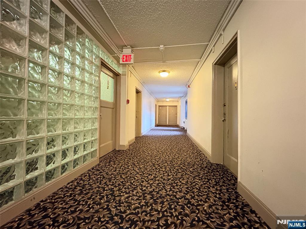 2329 Hudson Terrace C3 - Photo 4