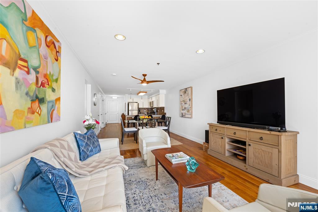 5711 Jefferson Street #310