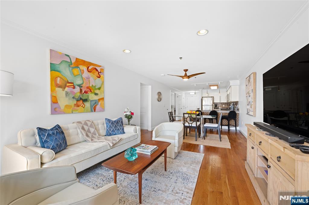 5711 Jefferson Street #310