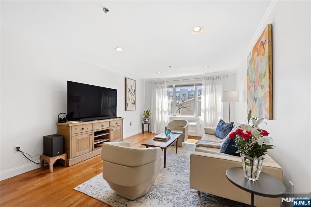 5711 Jefferson Street #310