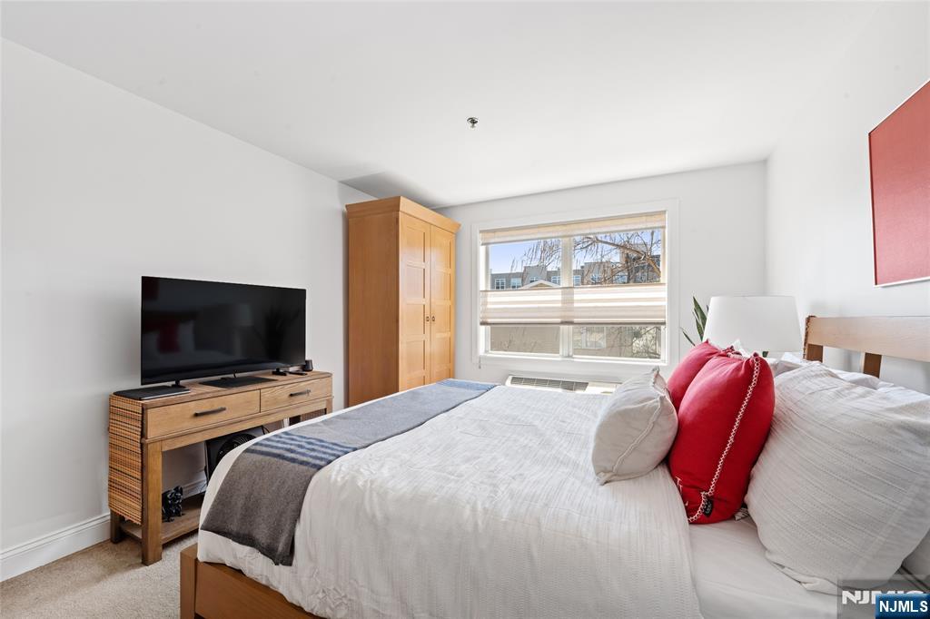 5711 Jefferson Street #310