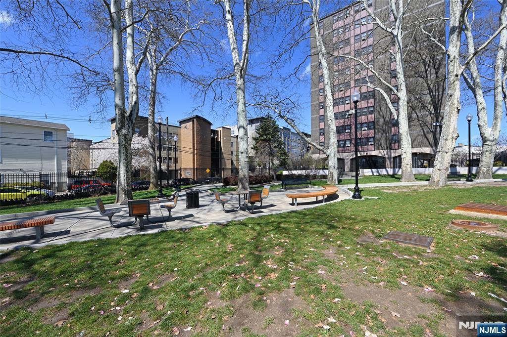 5711 Jefferson Street #310