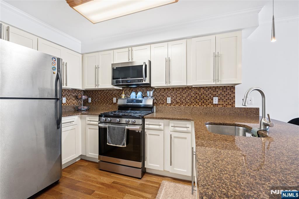 5711 Jefferson Street #310