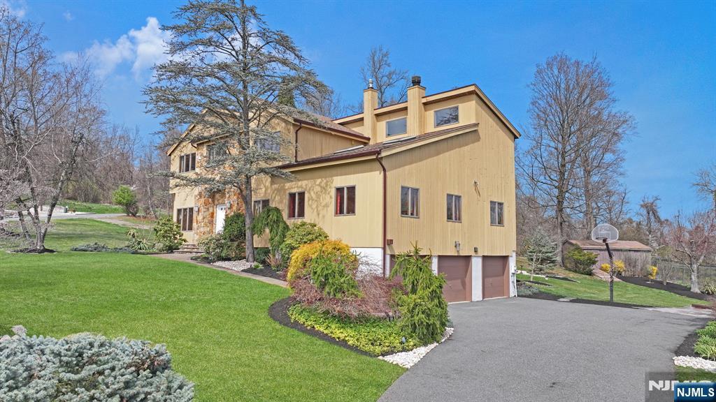 17 Sherbrooke Drive - Photo 2