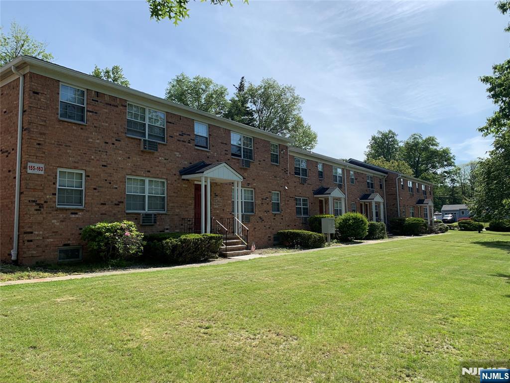 239 Lincoln Ave UNIT&nbsp;1, Newark City, NJ, 07104-3409