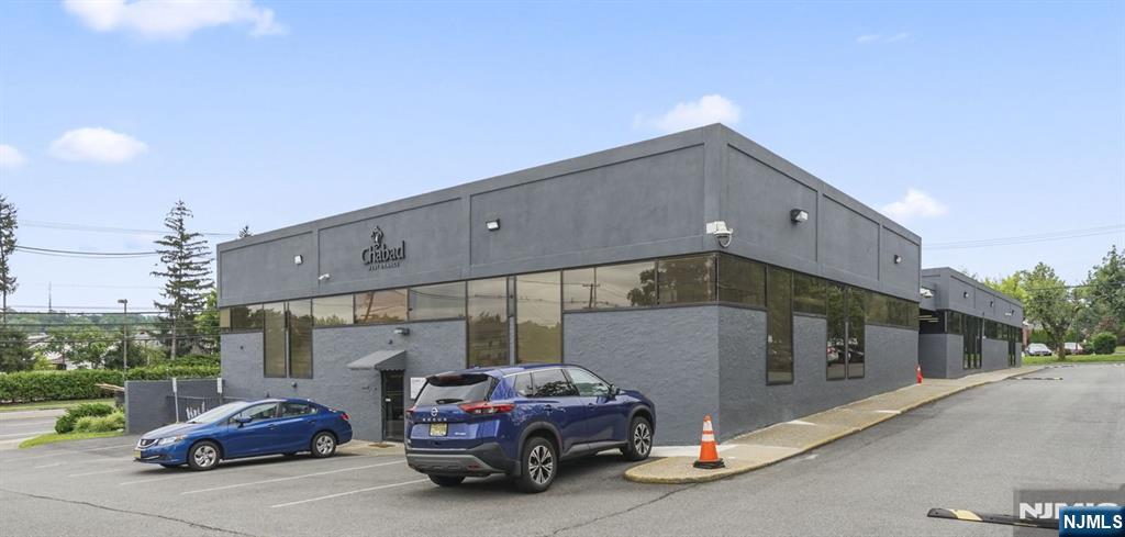 401 Pleasant Valley - Photo 4