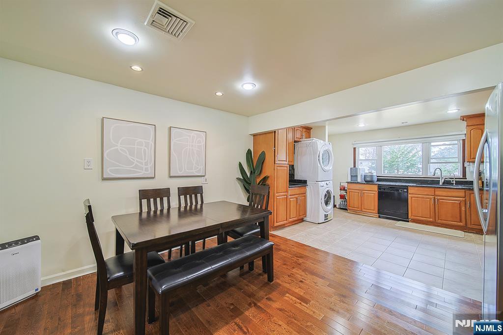 907 Spring Valley Road