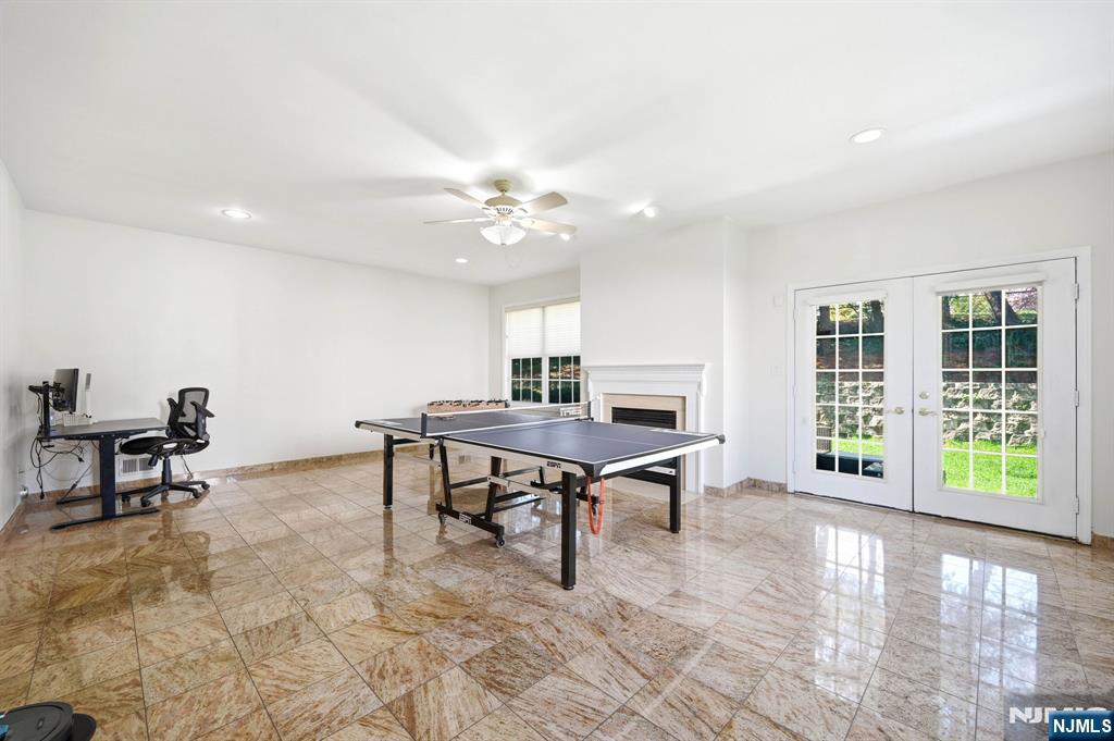 123 Barclay Drive #1132