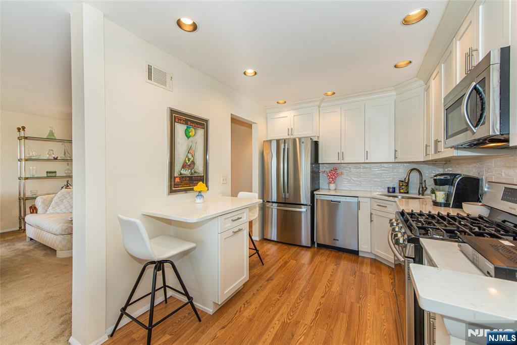 313 Stephanie Drive