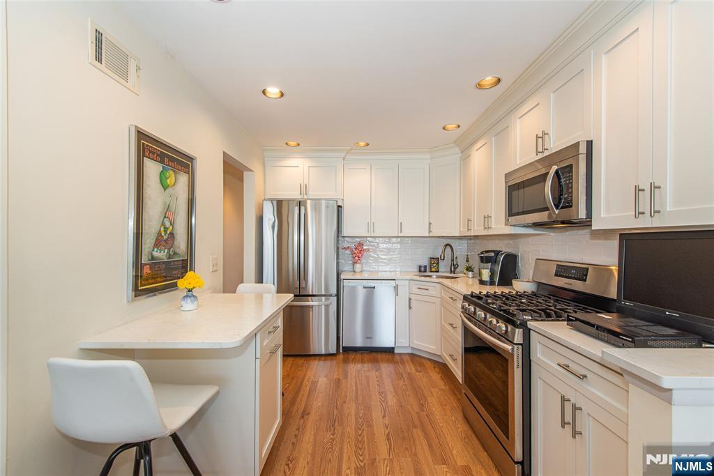 313 Stephanie Drive
