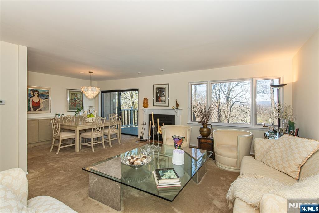 313 Stephanie Drive