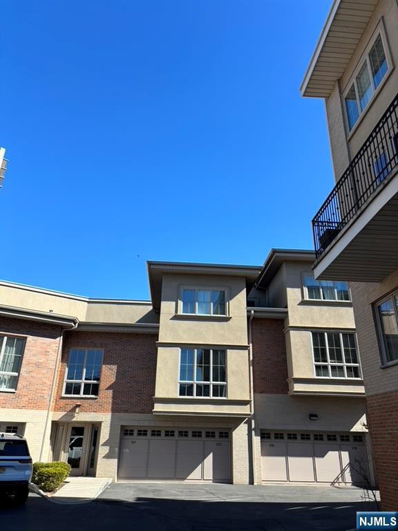 200 Laird Avenue 107 - Photo 2