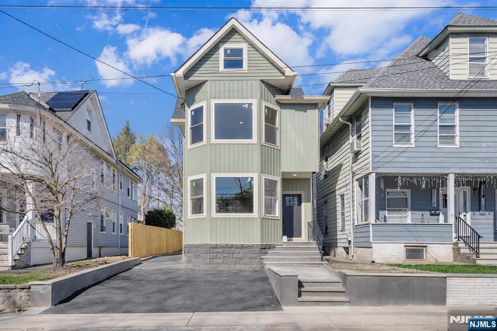 249 Hillside Avenue - Photo 1