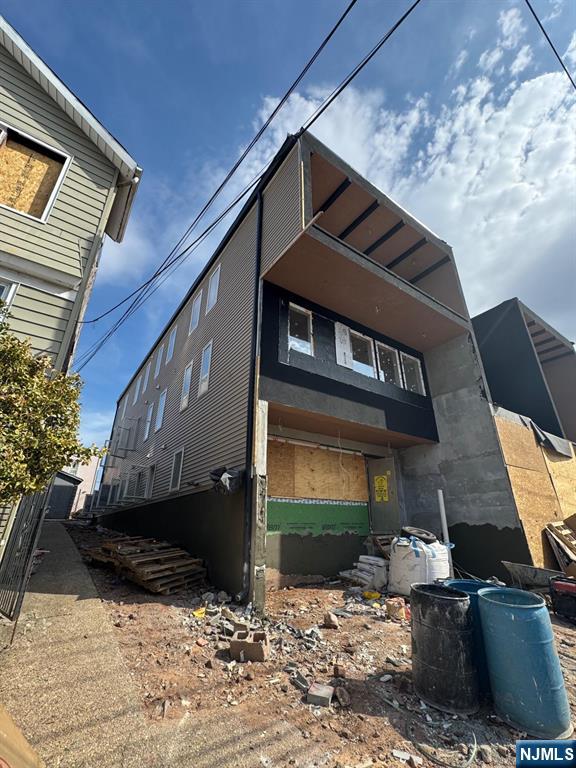 674-676 18th Street - Photo 2