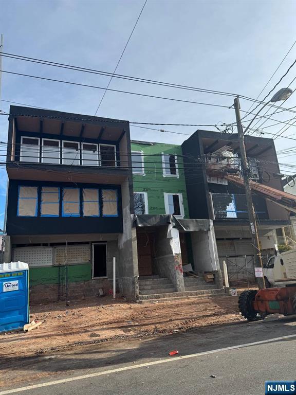 674-676 18th Street - Photo 3