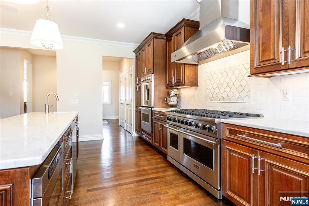 8 Philhower Court, Denville Township, NJ 07834 Listing Photo  14