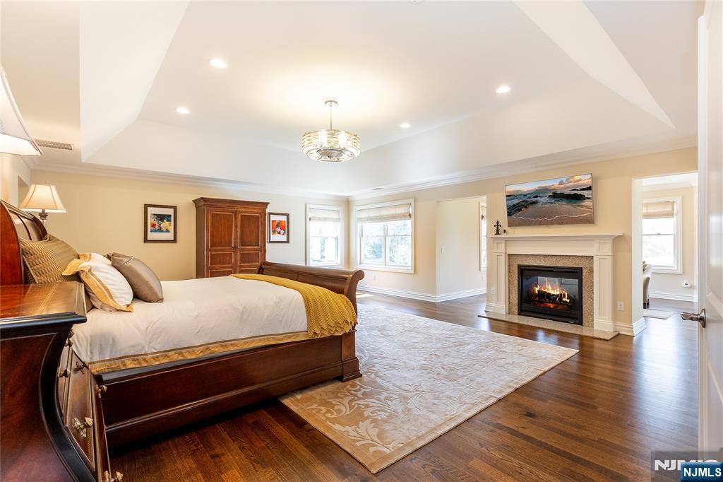 8 Philhower Court