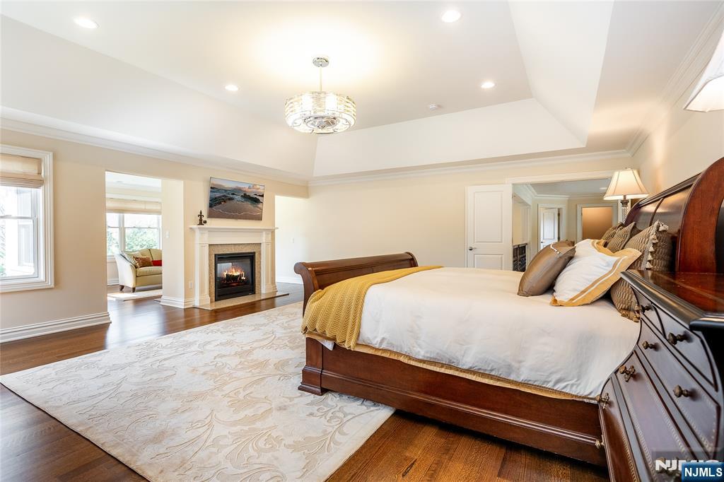 8 Philhower Court