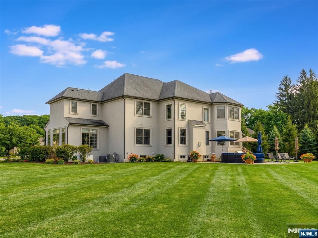 8 Philhower Court