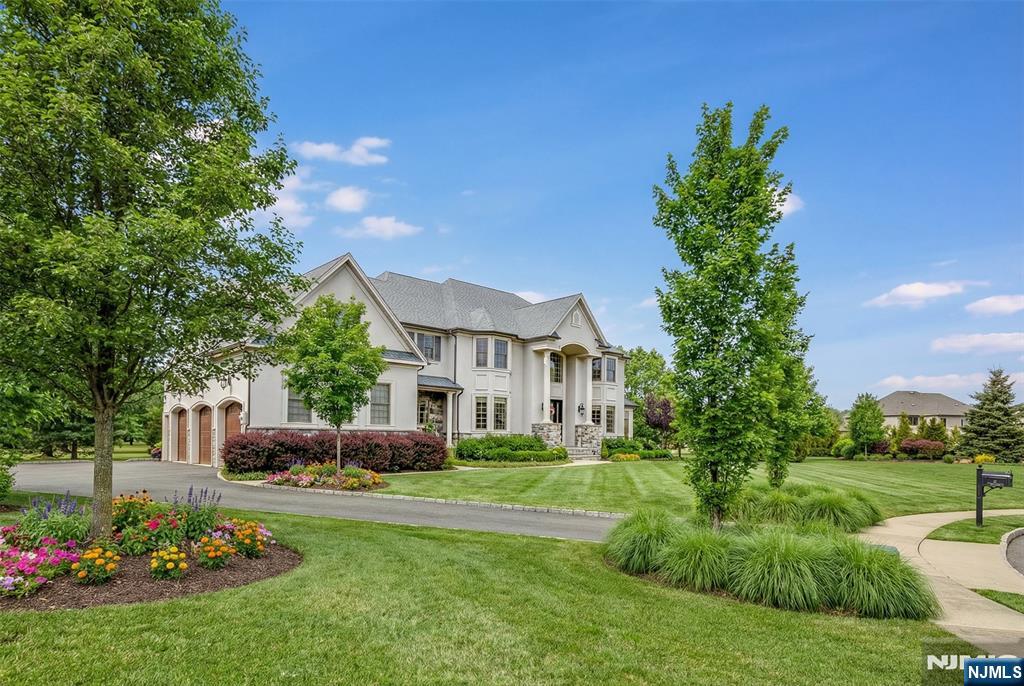 8 Philhower Court