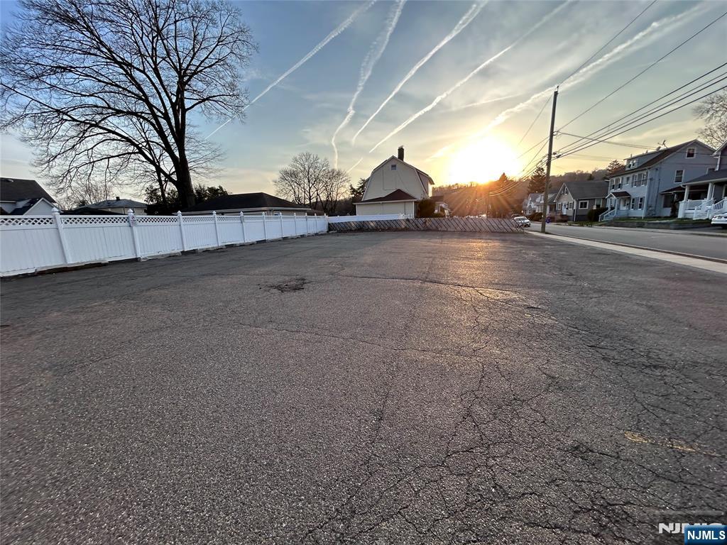 274 Lafayette Avenue, Hawthorne, NJ 07506 Listing Photo  7
