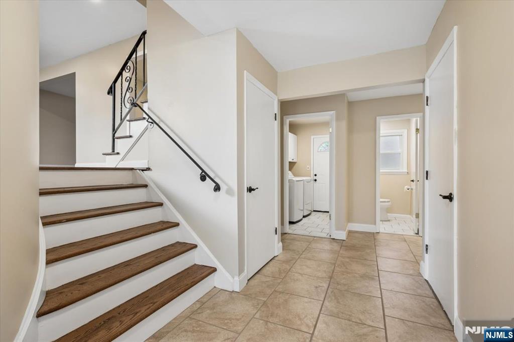 61 N Hillside Avenue