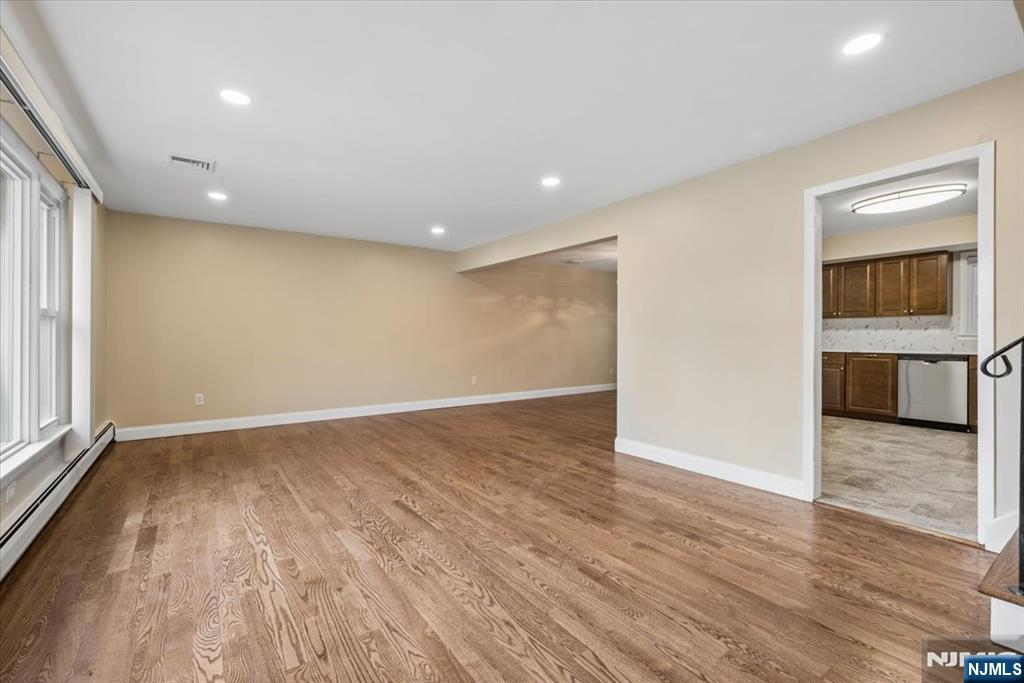 61 N Hillside Avenue