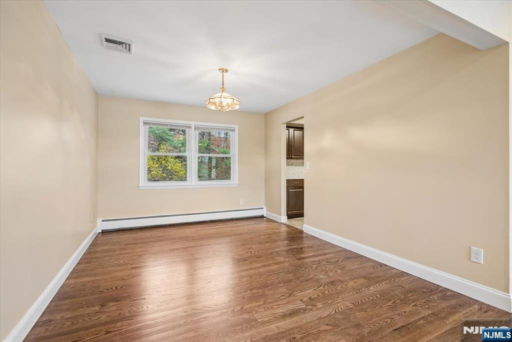 61 N Hillside Avenue