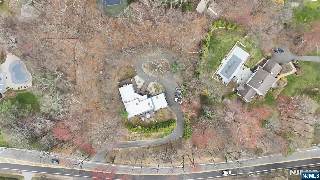 Homes for sale in Franklin Lakes, NJ | 947 Franklin Lake Rd, Franklin Lakes, NJ 07417 | MLS# 26011767