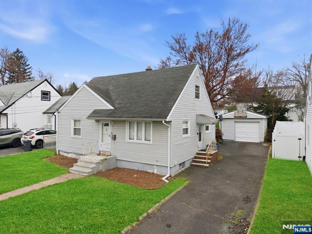 24 Bryant Avenue