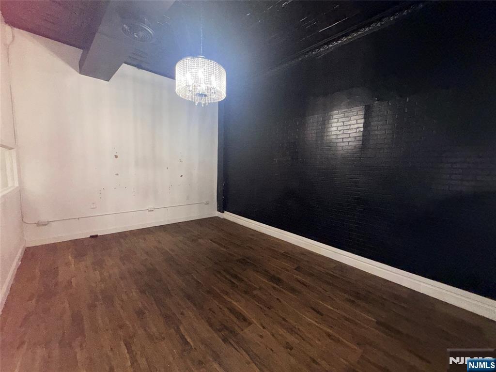 284-286 Main Street - Photo 3