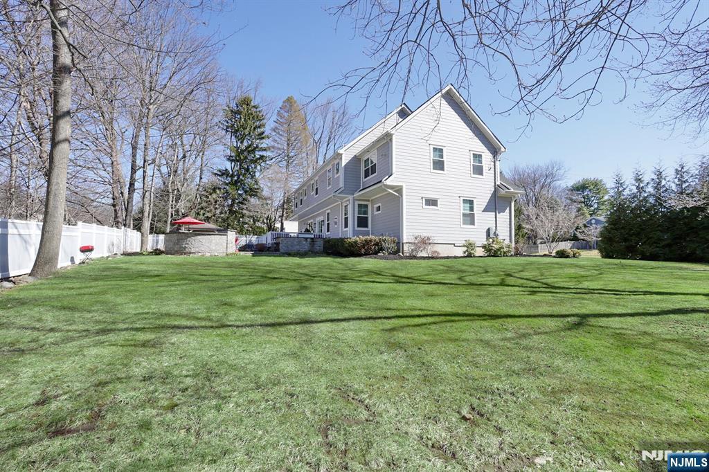 5 Colebrook Drive — photo 46