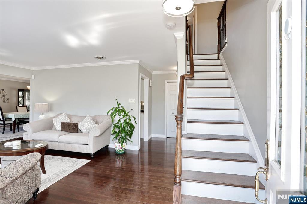 26 Scrivani Drive