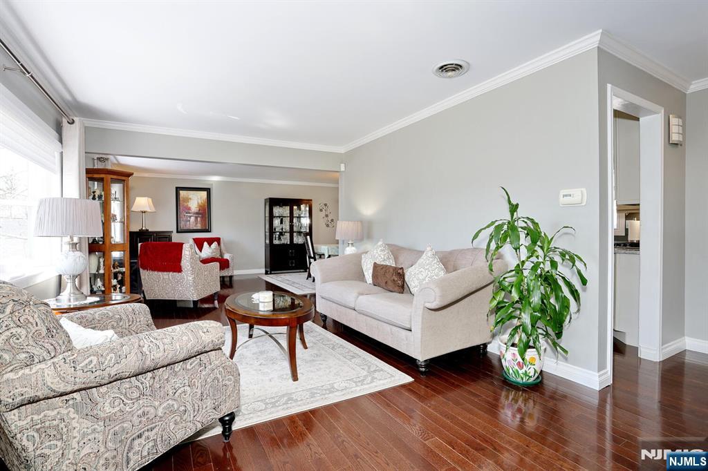26 Scrivani Drive