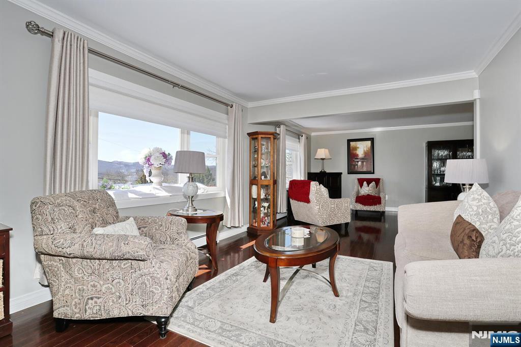 26 Scrivani Drive